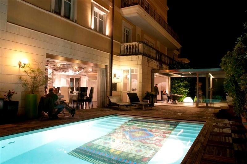 Hotel Vdb Next คาตาเนีย ภายนอก รูปภาพ